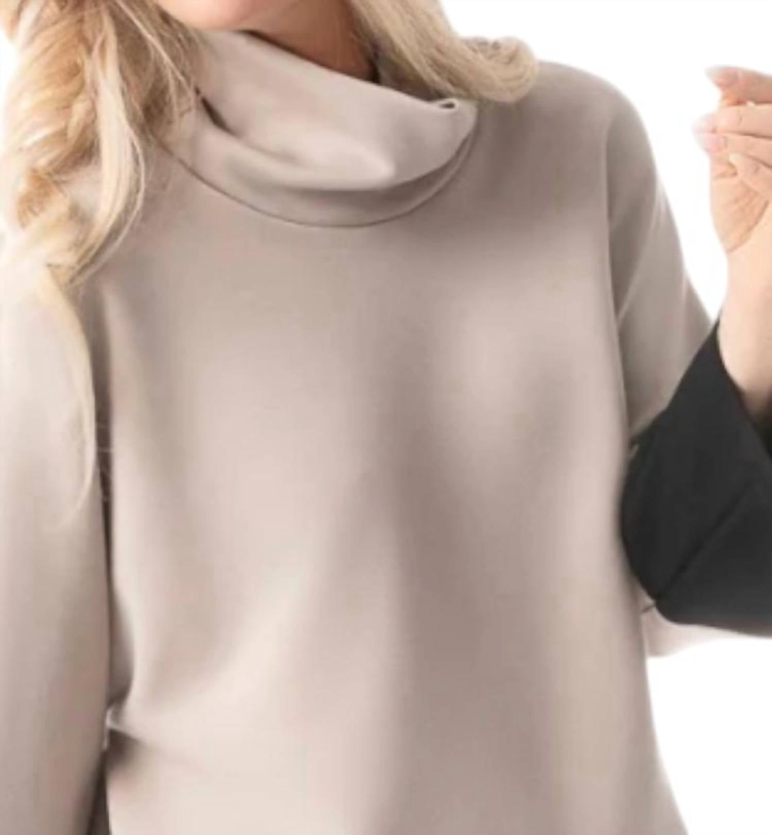 Pure Essence - Two Tone Casual Pullover Top