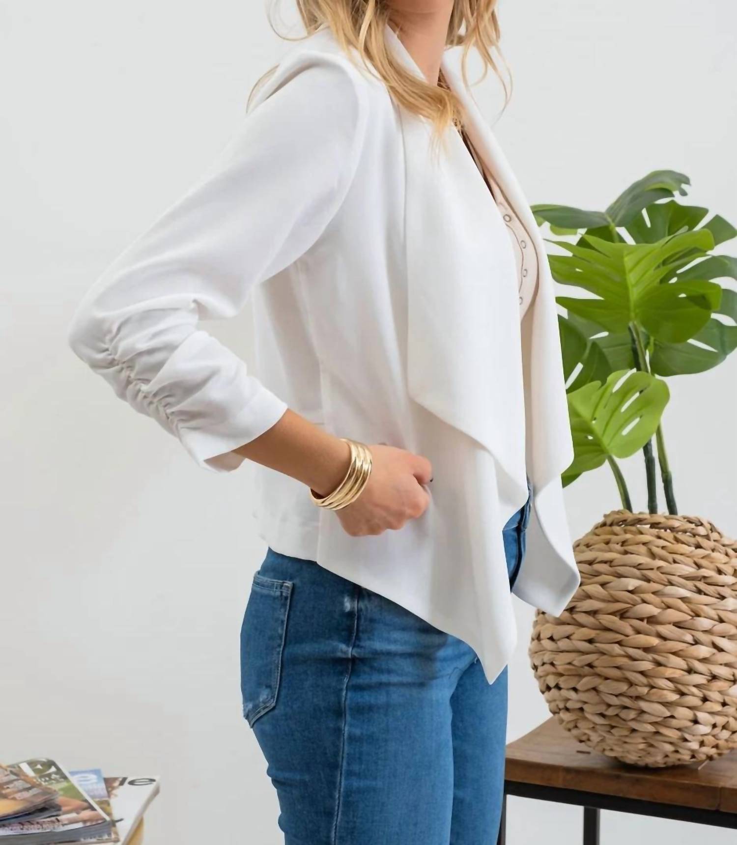 Blu Pepper - Ruched Sleeve Blazer