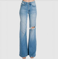 Petra153 - Distressed Super High Rise Flare Jeans - Petite