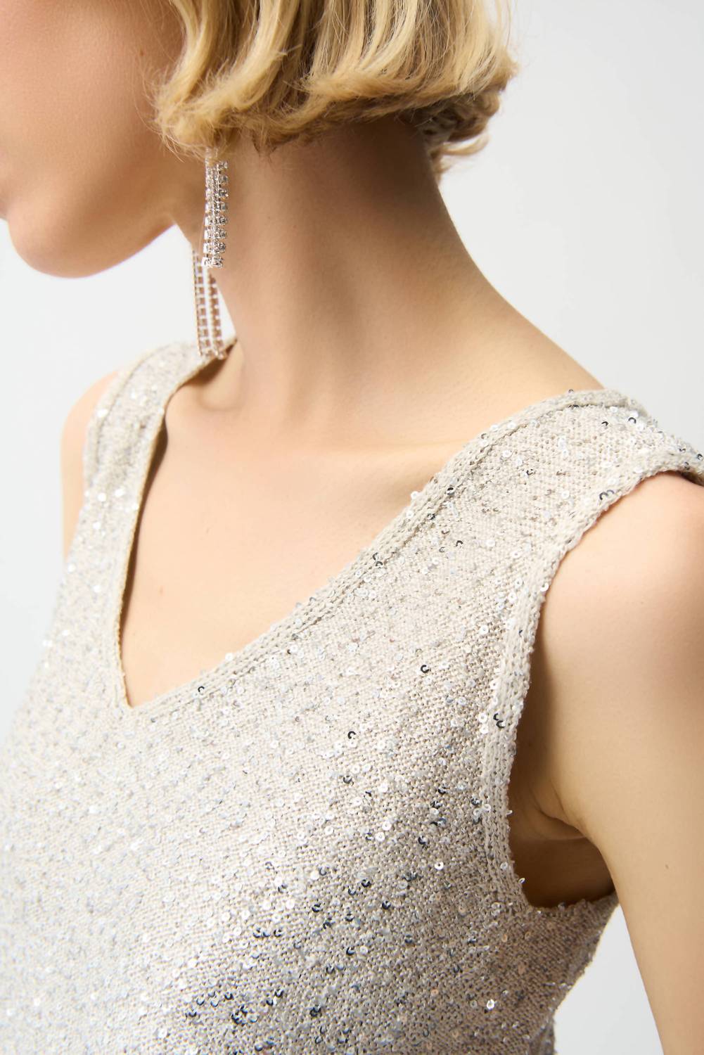 Joseph Ribkoff - Glamorous V-neck Sleeveless Pullover Camisole