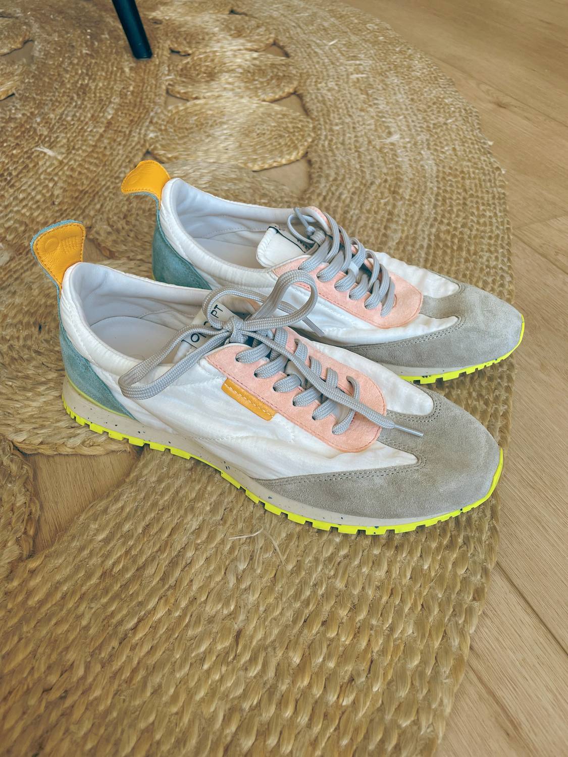 Oncept - Women's Tokyo Sneakers