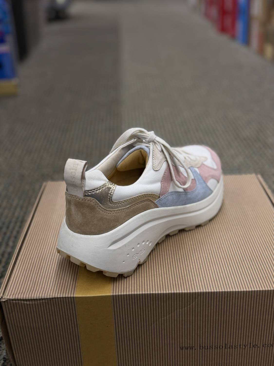 Bussola - Women's Barbra Sneaker