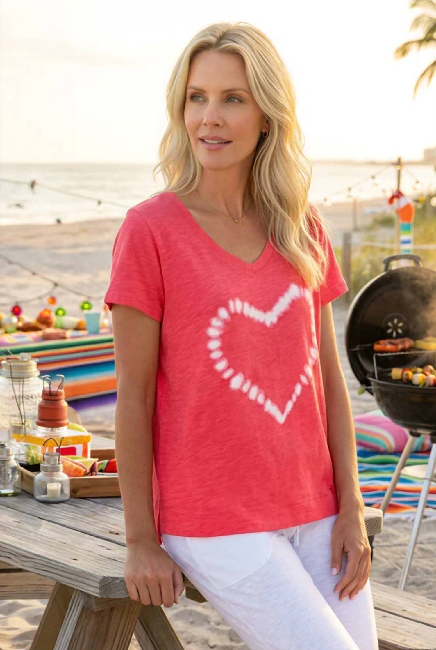 Escape - Destination Heart V-neck Tee - Plus