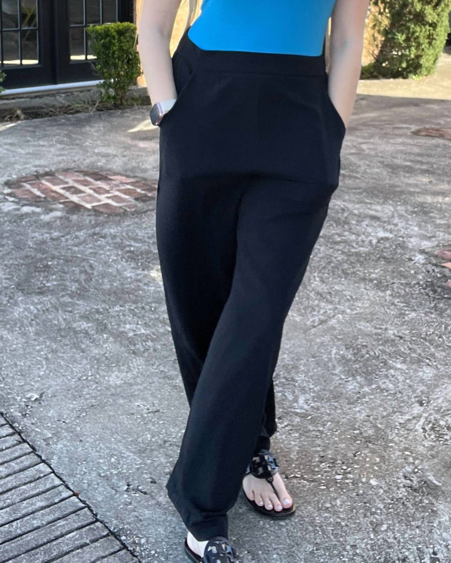 Lili Sidonio - Woven Straight Trouser