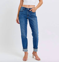 Judy Blue - Mid Rise Cuffed Boyfriend Jeans