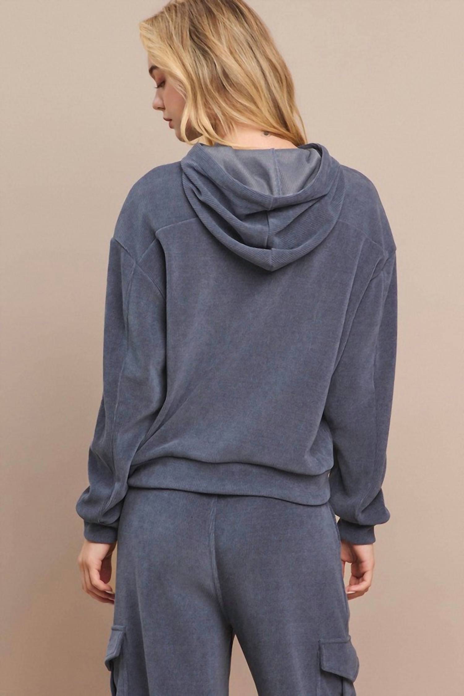 Yelete - Relaxed Ribbed Corduroy Hoodie