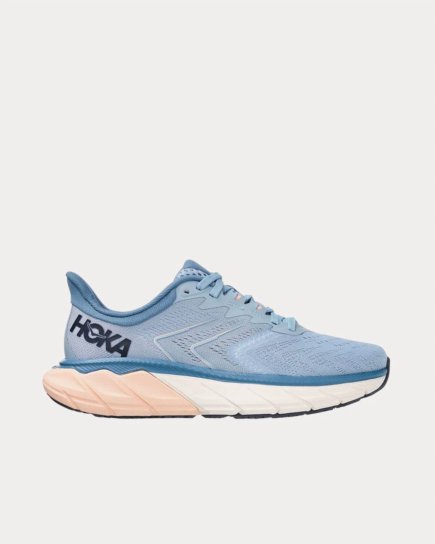 Hoka - Women's Arahi 5 Running Shoes