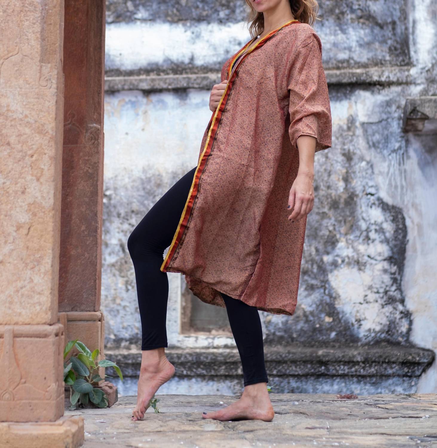 Standawt - Leila Reversible Saree One Size Kimono