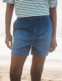Frank & Eileen - Waterford 4.5" Walking Shorts