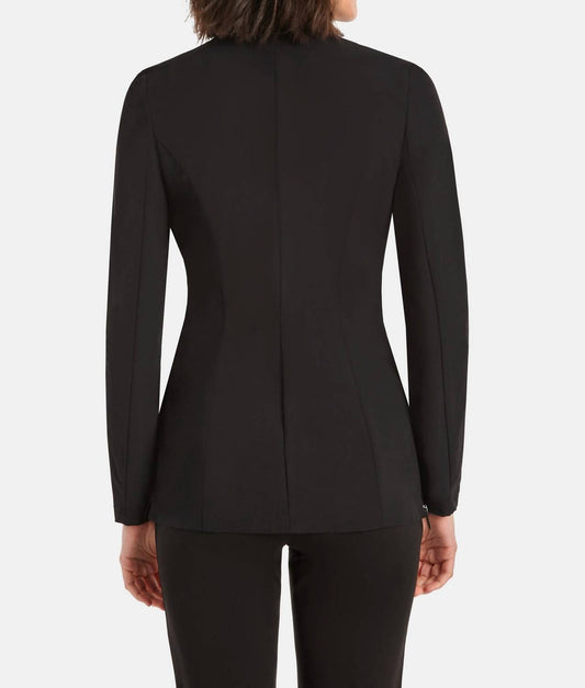 Capsule 121 - TITAN BLAZER