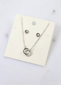 Caroline Hill - Women's Interwined Circle Necklace And Earring Set