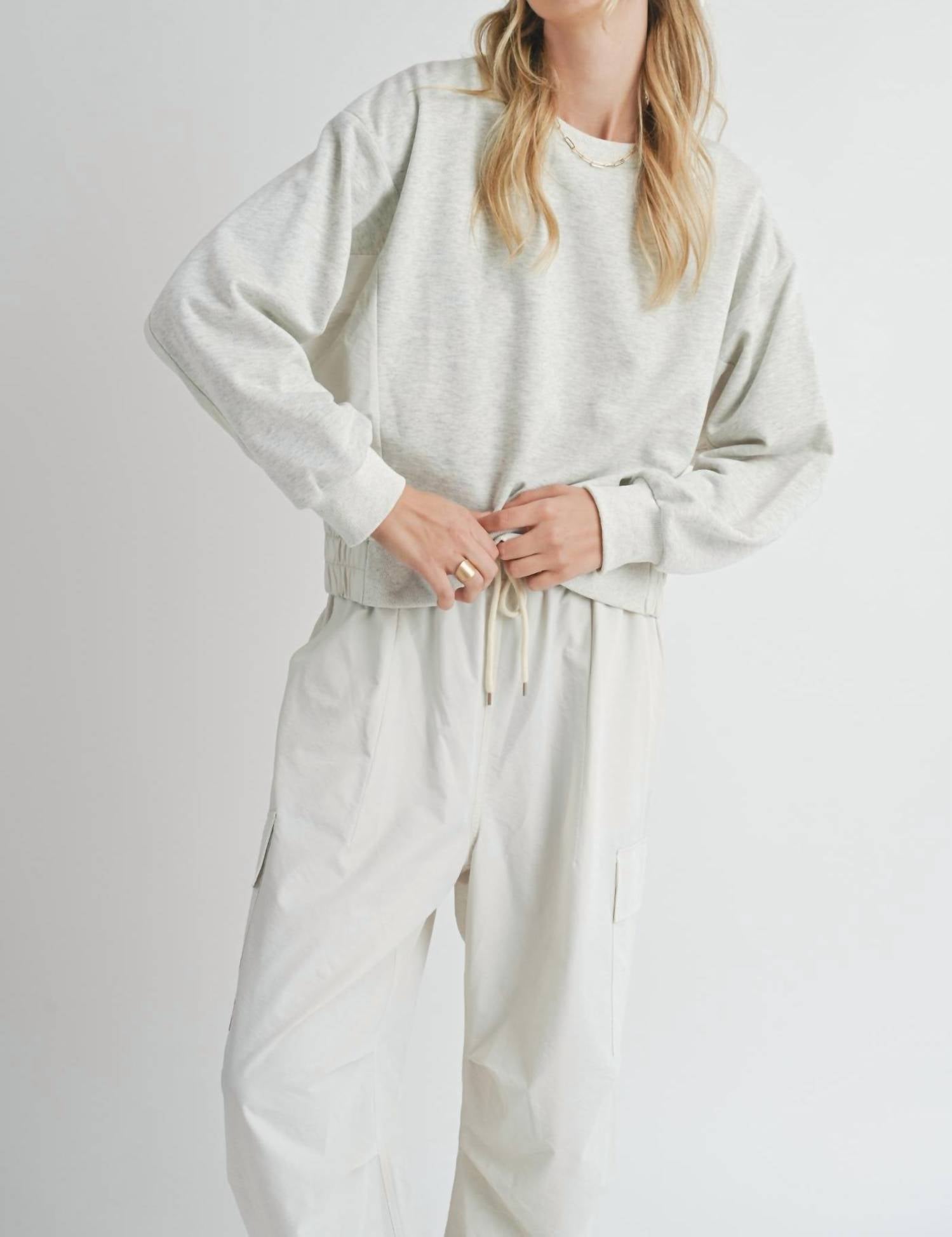 Sadie & Sage - Vita Crewneck W Nylon Panels