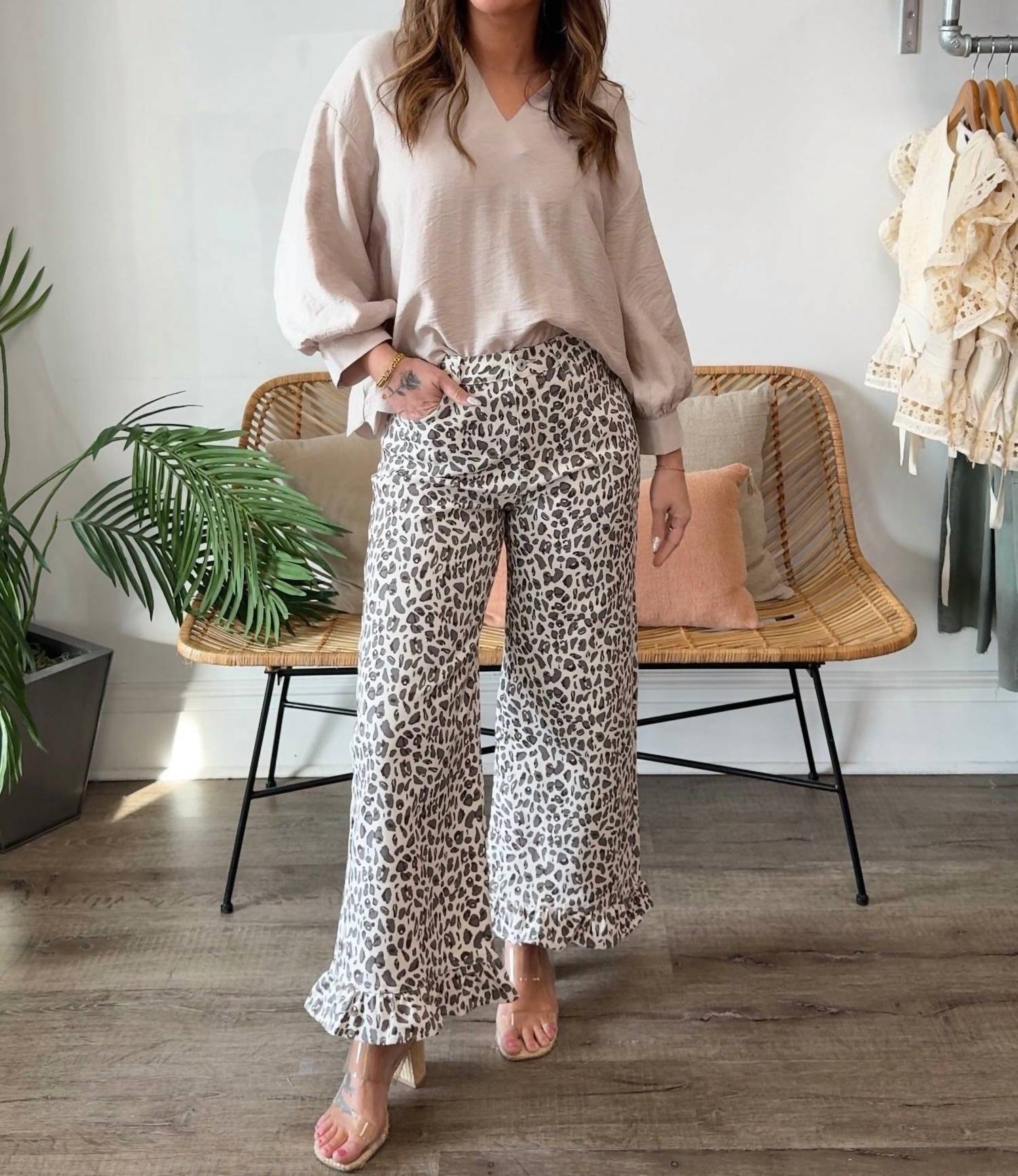 Entro - Clara Leopard Wide Leg Pants