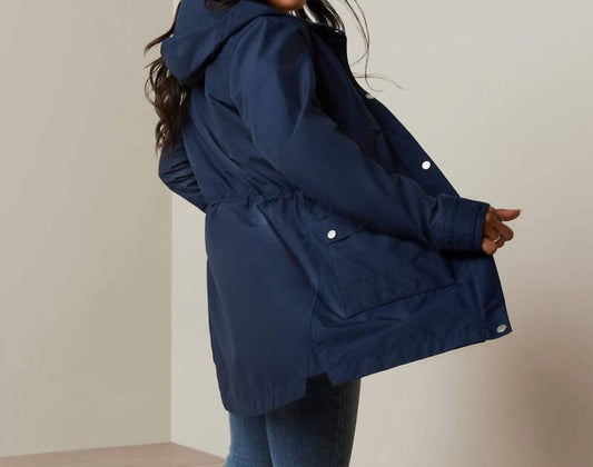 Ariat - Women's Atherton Waterproof Hooded H20 Raincoat Jacket