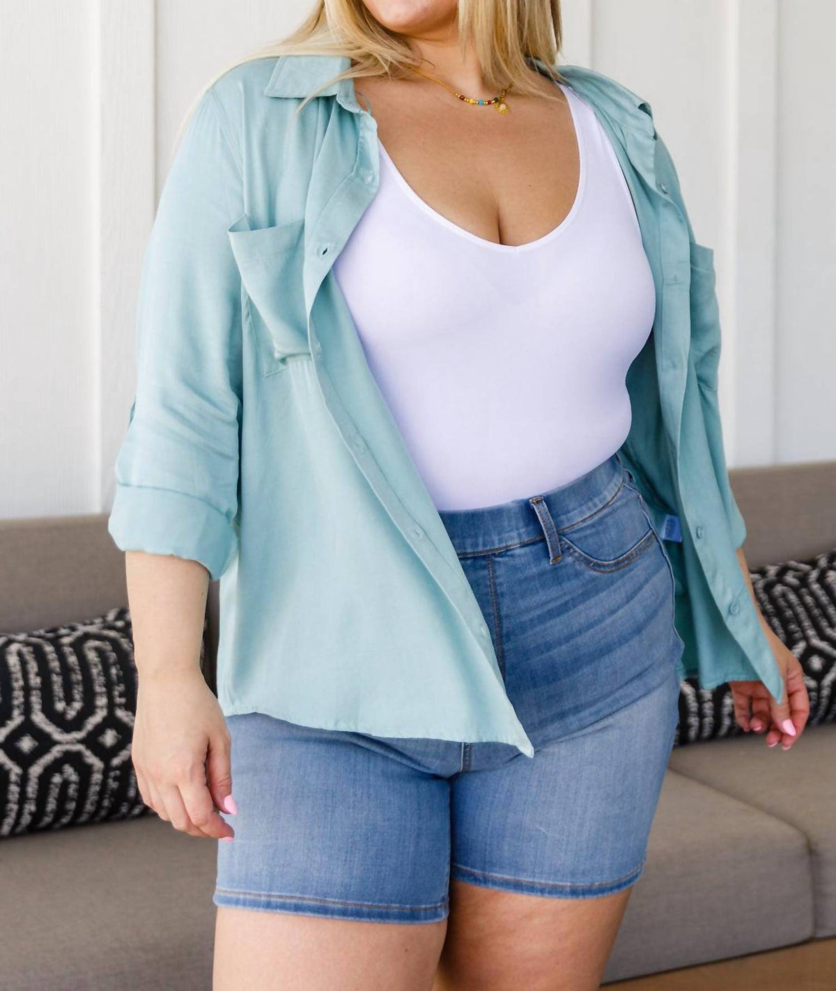 143 Story - Unwavering Confidence Blouse
