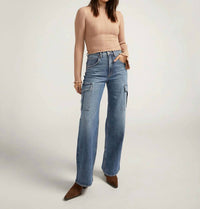 Silver Jeans Co - Mid Rise Wide Leg Cargo Jeans