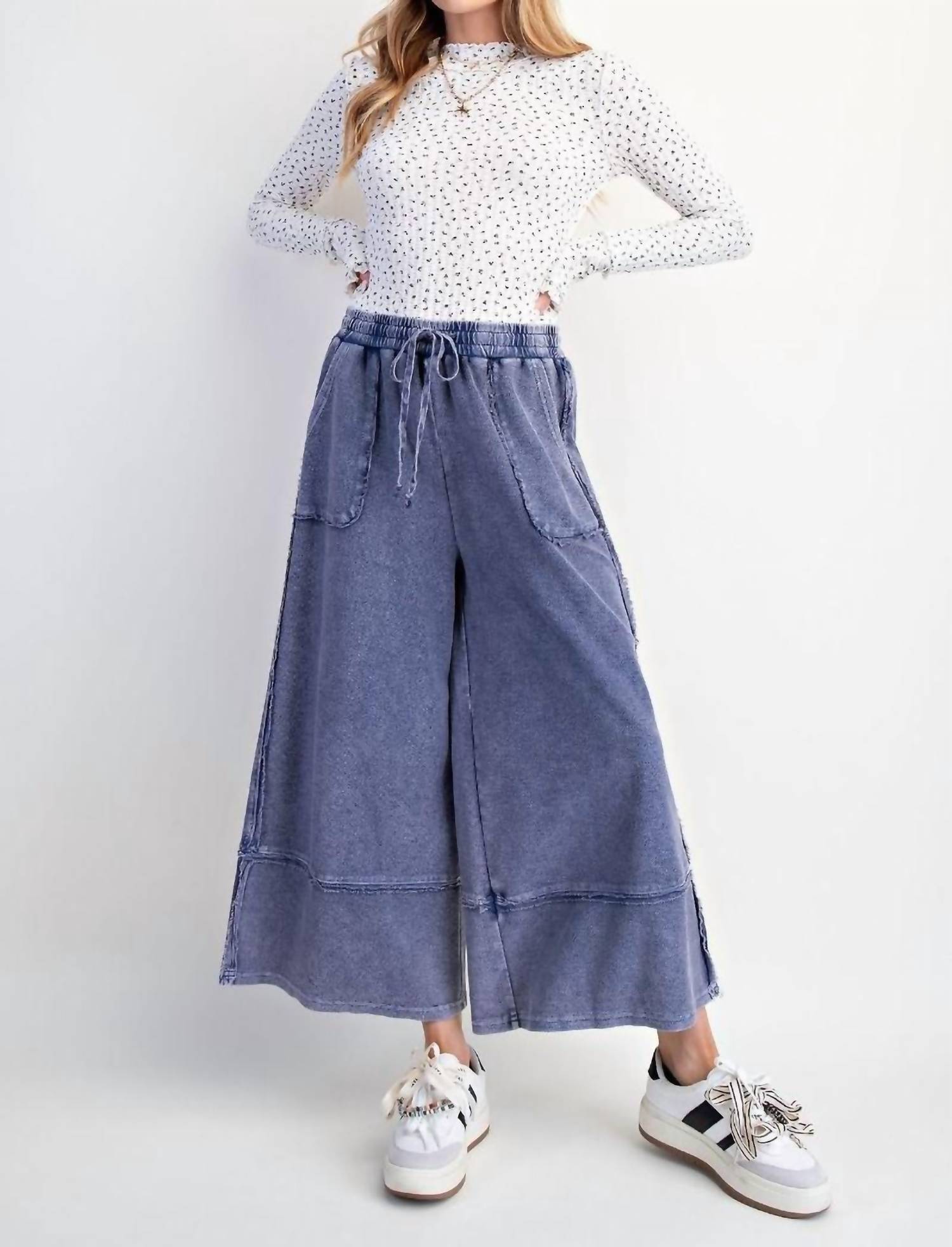 Easel - Lorraine Wide Leg Pants