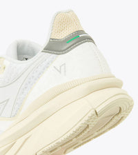 Diadora - Men's Atomo V7000 Sneakers