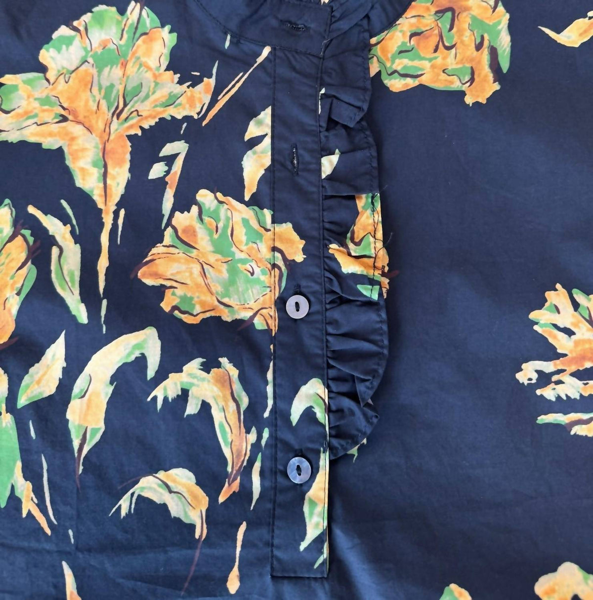 Entro - Charming Floral Top