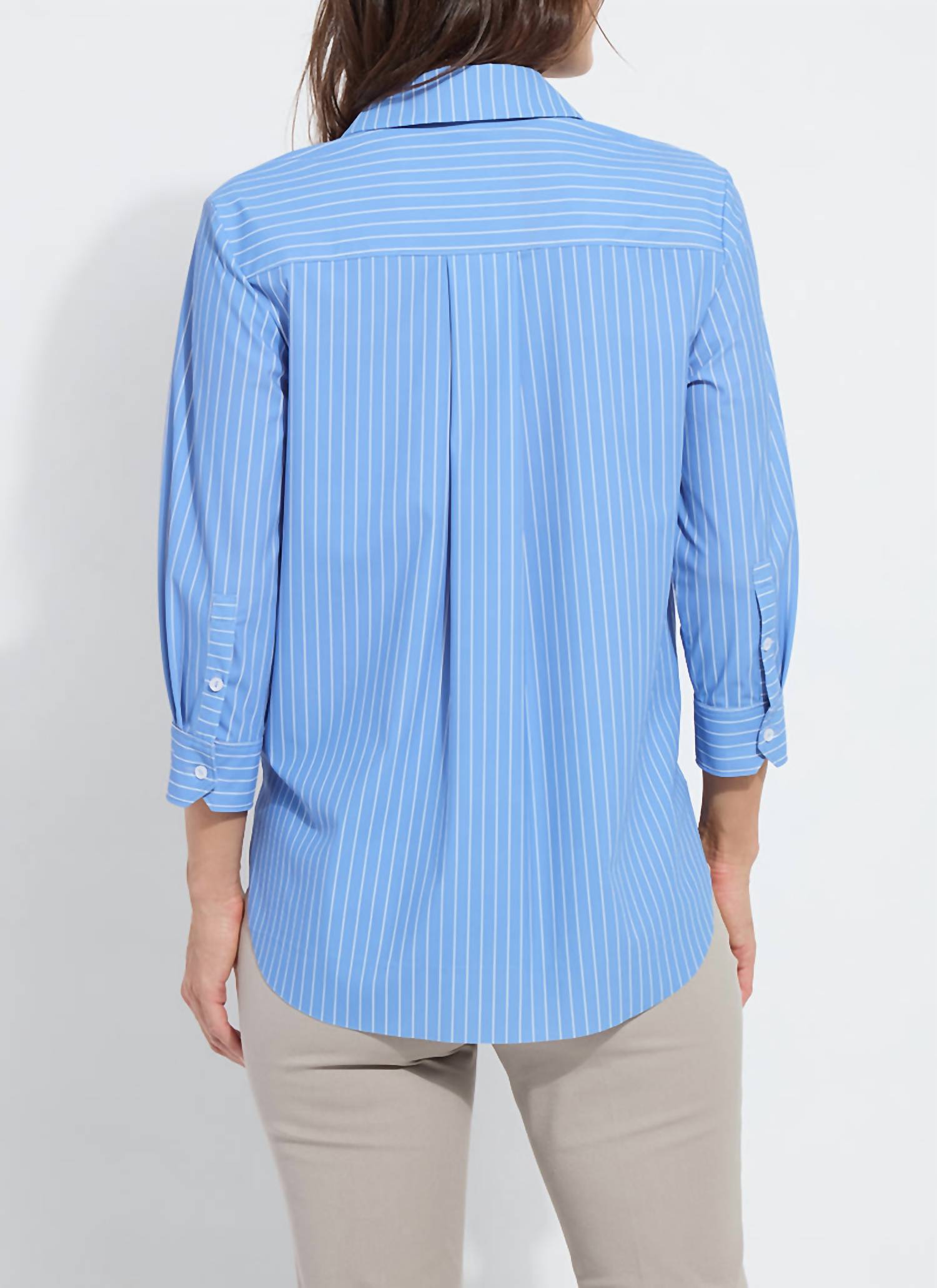 Lysse - 3/4 Sleeve Cropped Schiffler Shirt