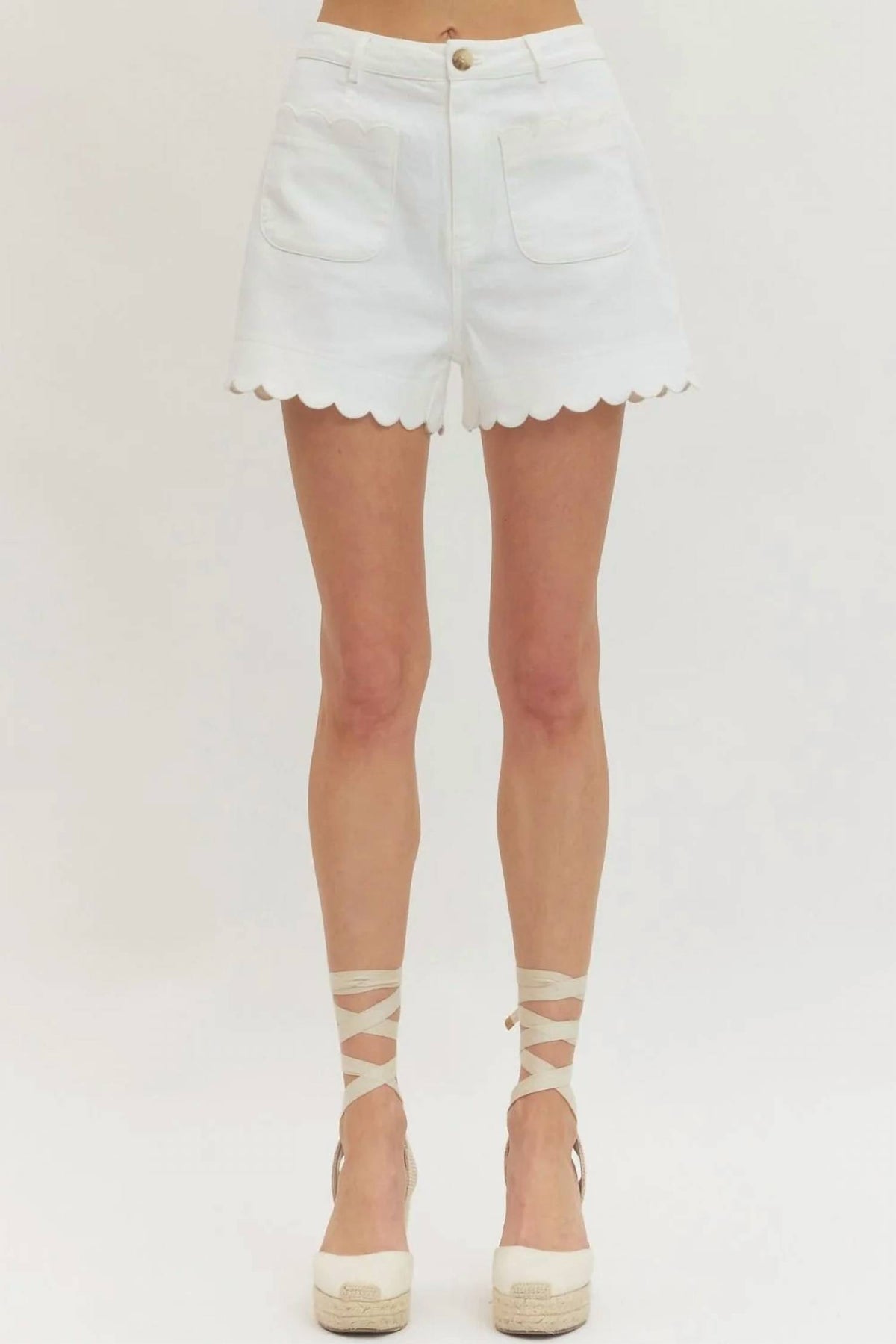 Entro - Scalloped Hem Shorts