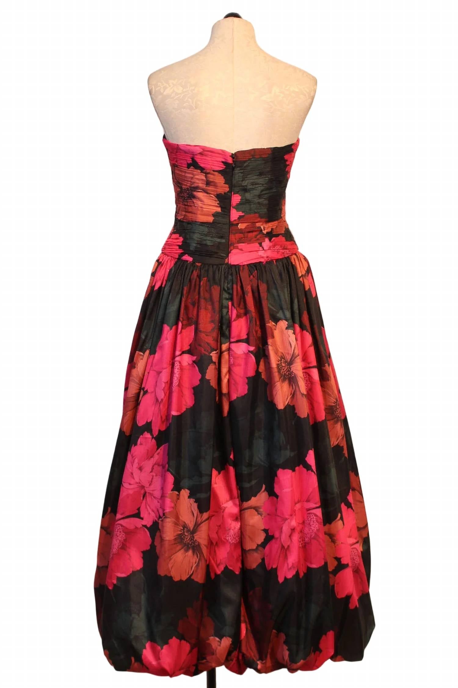 Hutch - Georgina Bubble Cocktail Midi Dress