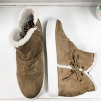 Very G - Jayden Women's Wedge Bootie