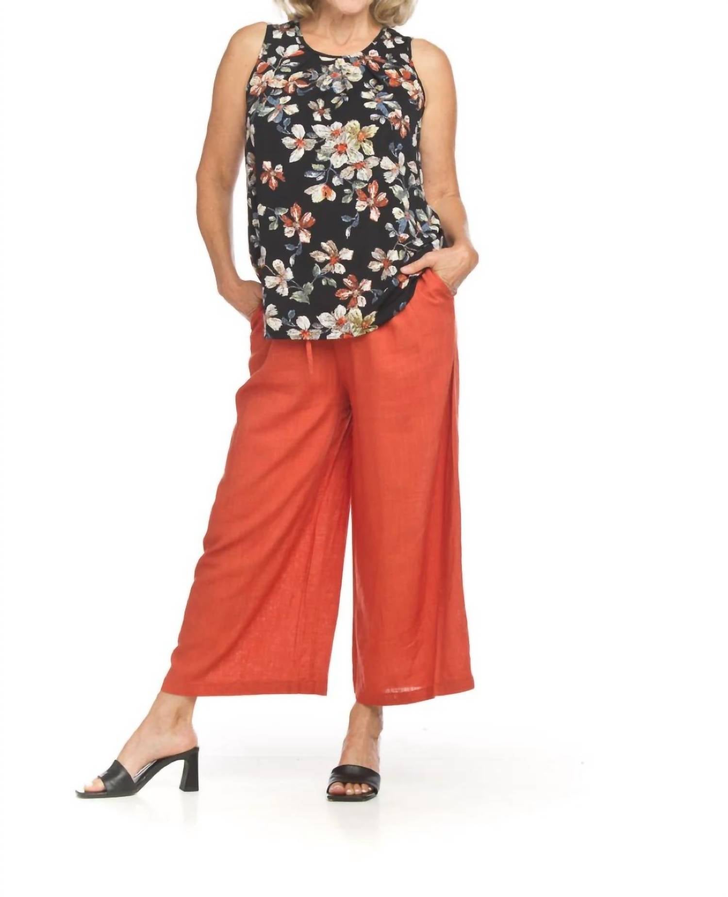 Papillon - Floral Rubber Print Stretch Pleated Top