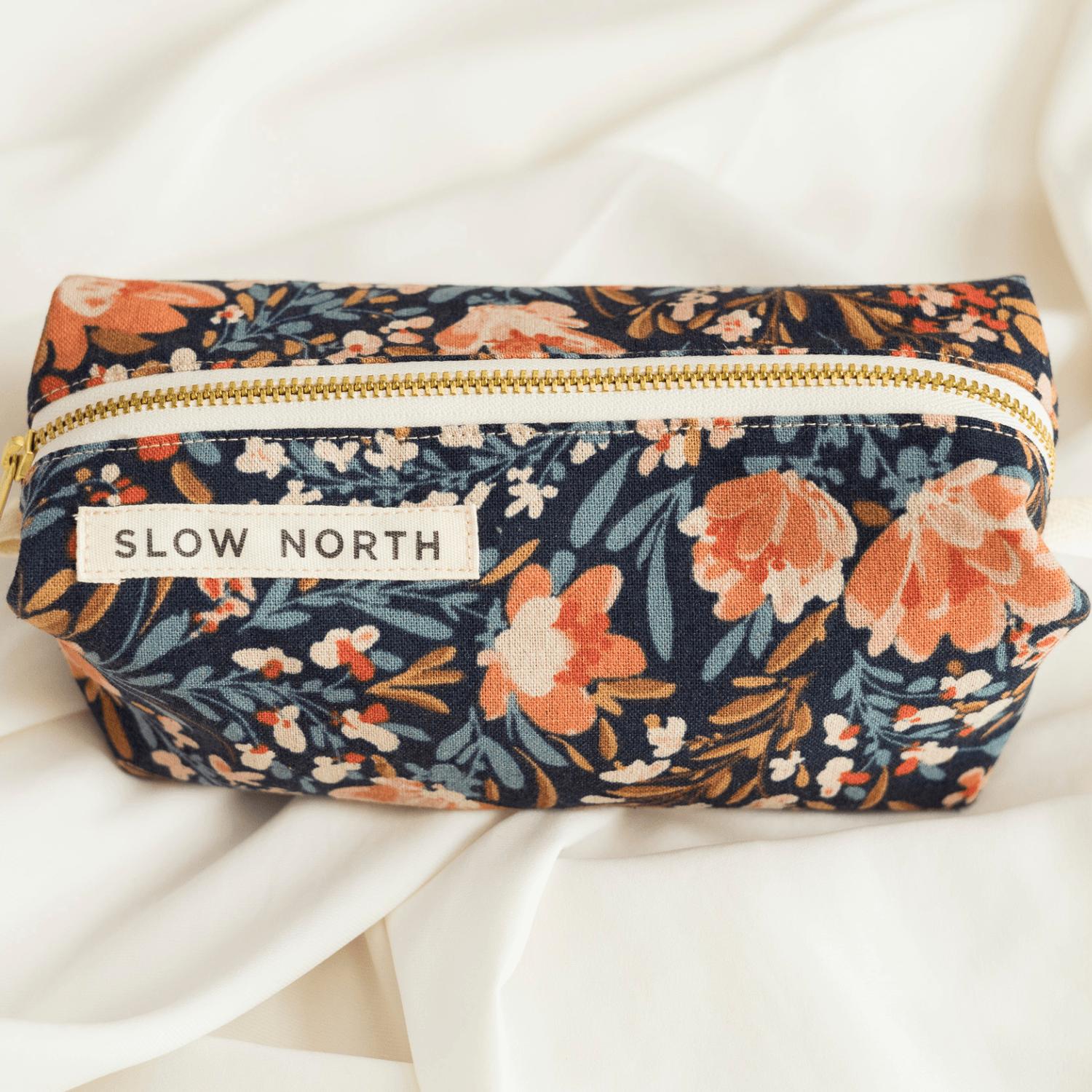 Slow North - Women's Travel Pouch