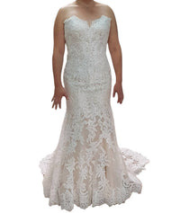 Allure Bridals - Elegant Lace Strapless Wedding Gown
