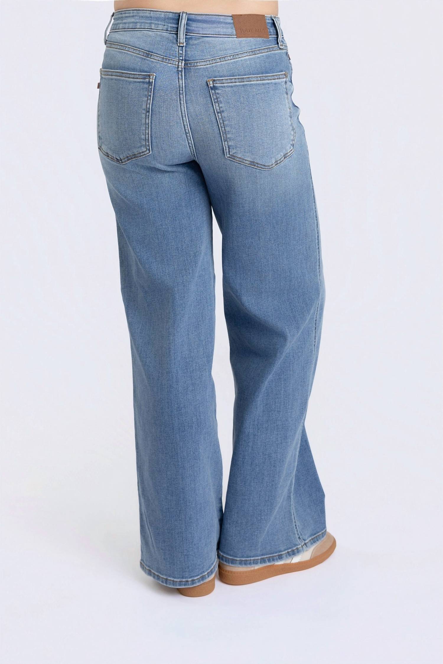 Judy Blue - Angelina Straight Leg Jeans
