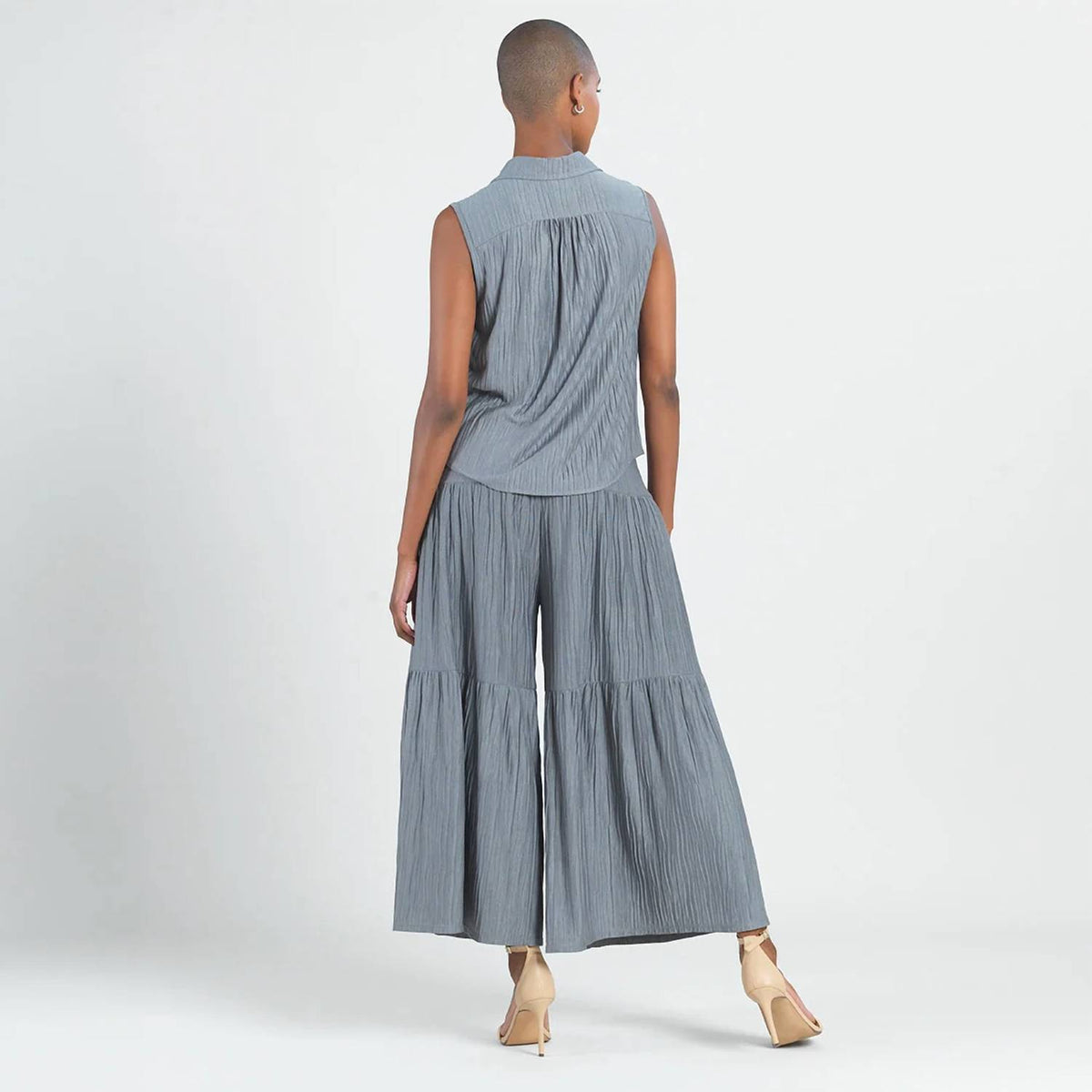 Clara Sunwoo - Sleeveless Button Down Tie Hem Top