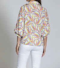 Apny - Women's Print V-Neck Shirt