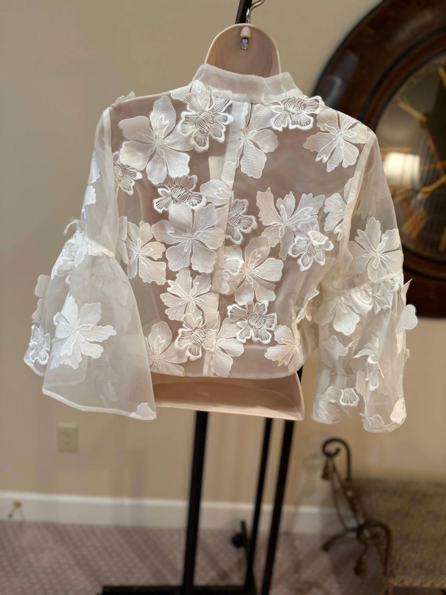 Alberto Makali - Floral Applique Bolero Jacket