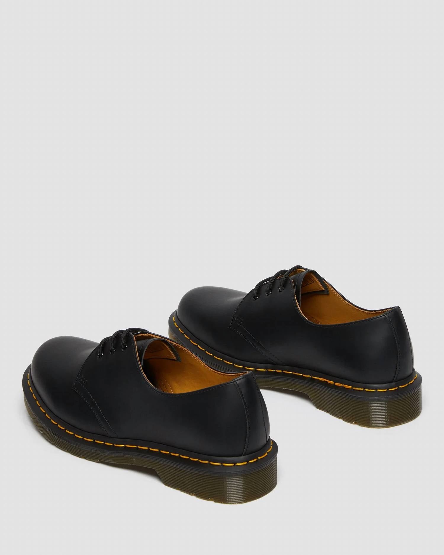 Dr. Martens - Unisex 1461 Oxford Shoe