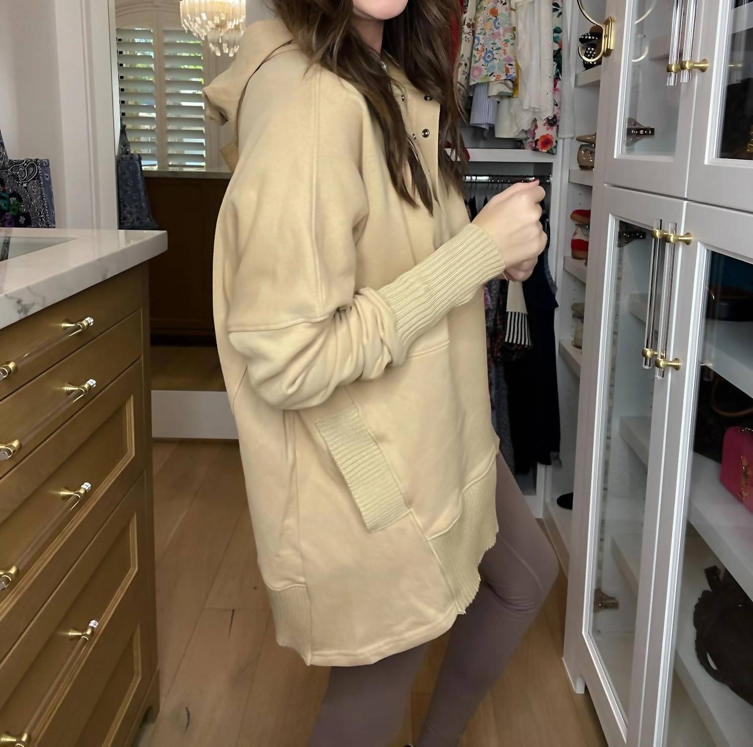 Bucketlist - Looking Forward Hooded Pullover