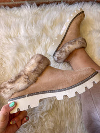 Very G - Women's Mahika Fur Lined Clogs