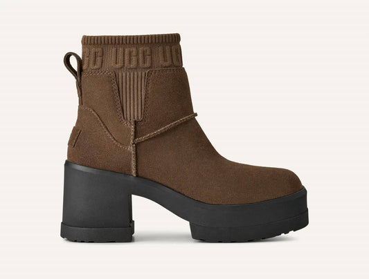 Ugg - Women's Moxy Chelsea Boot