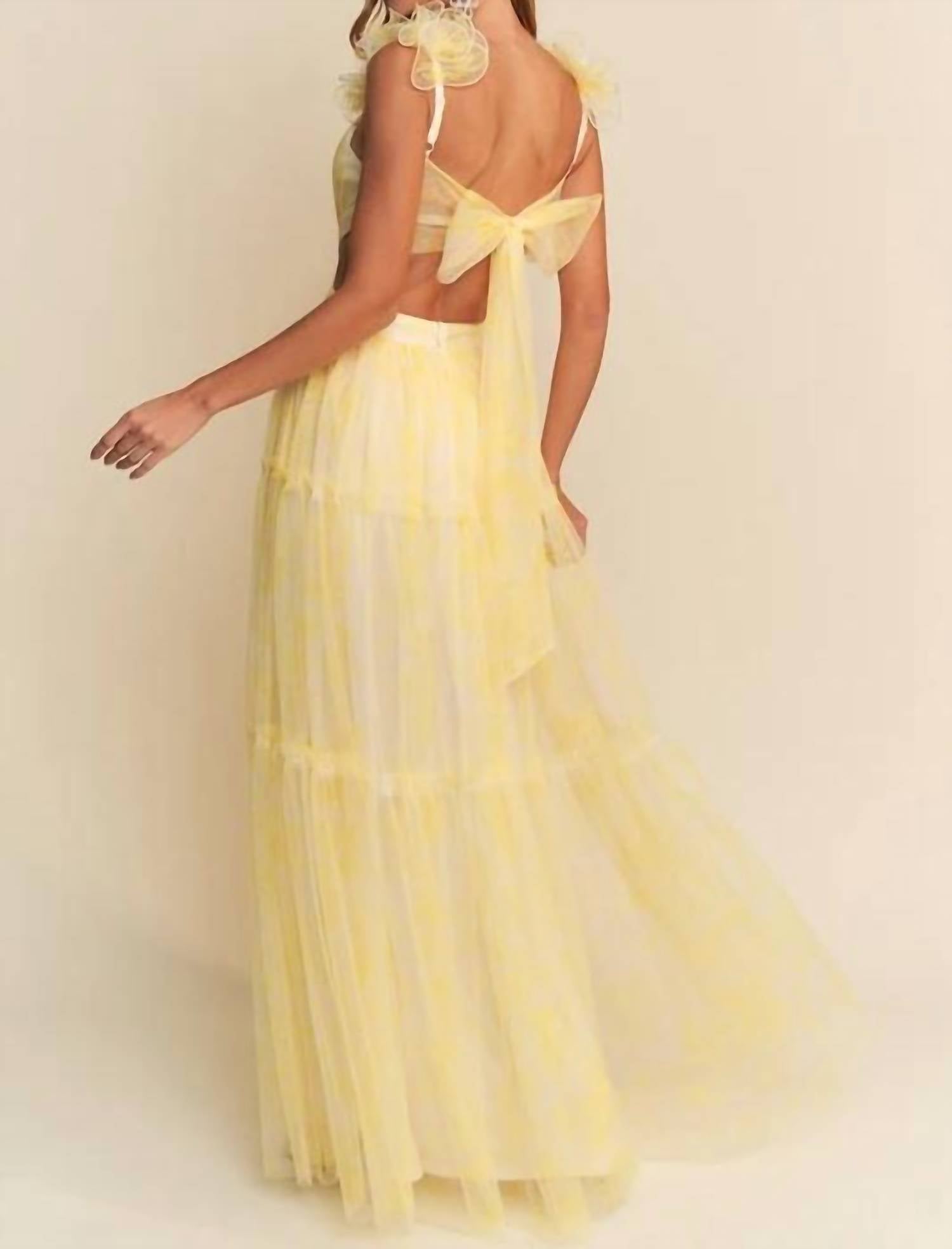 Maniju - Golden Embrace Ruffled Tulle Gown