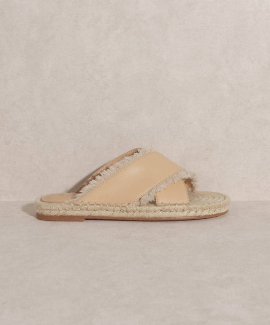 Oasis Society - Women's Cross My Heart Sandal