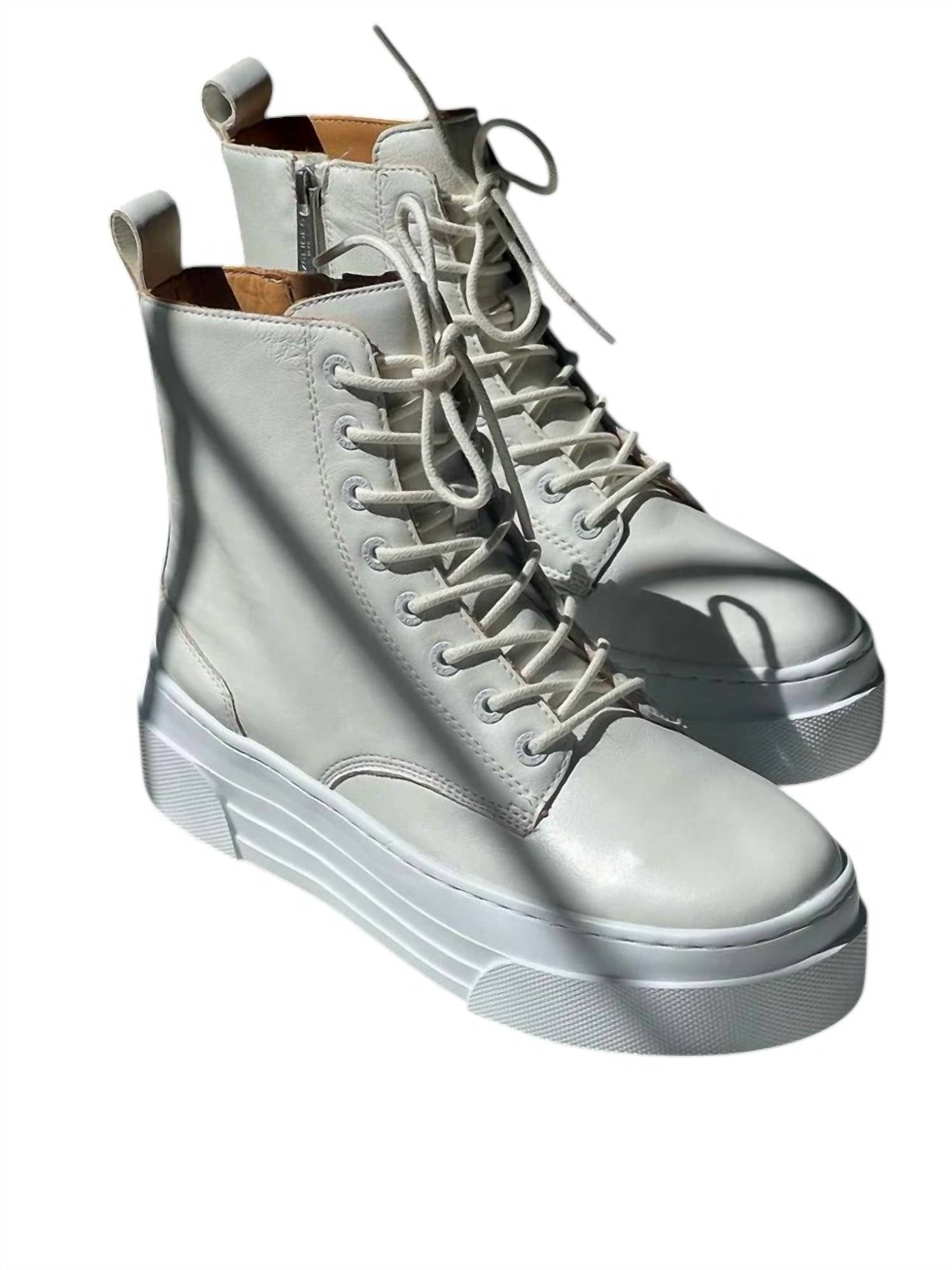 J/Slides - Women's Andre Hi-top Sneaker