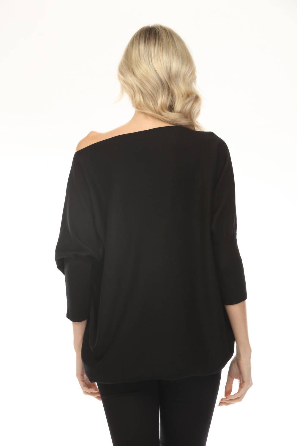 Isle By Melis Kozan - 2 Way Cropped Sweater Top