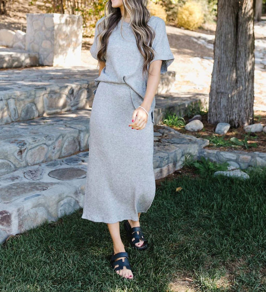 Gilli - Brylee Ribbed Sweater And Side Slit Maxi Skirt Set