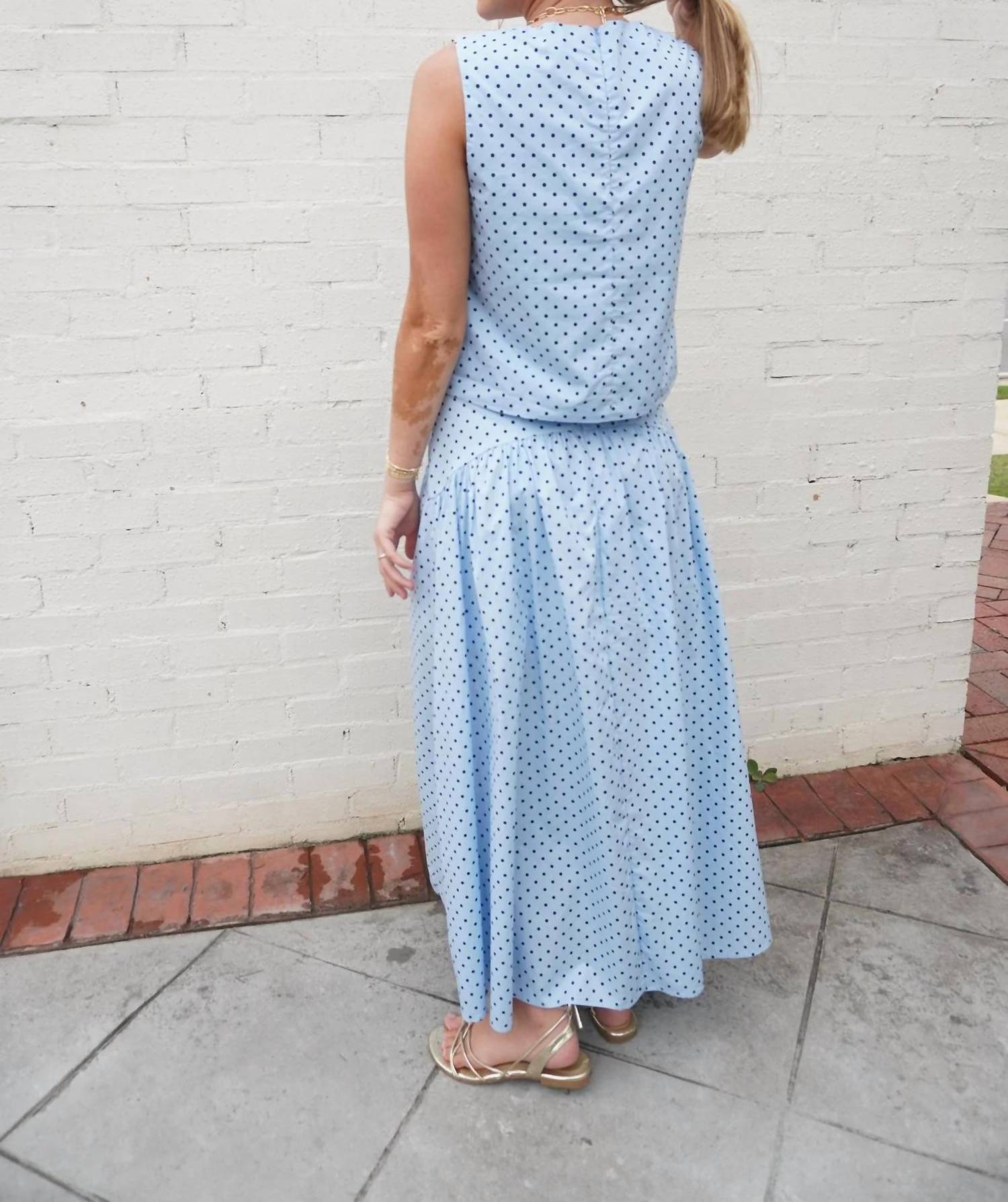 Day + Moon - Sleeveless Polka Dot Scoop Neck Top