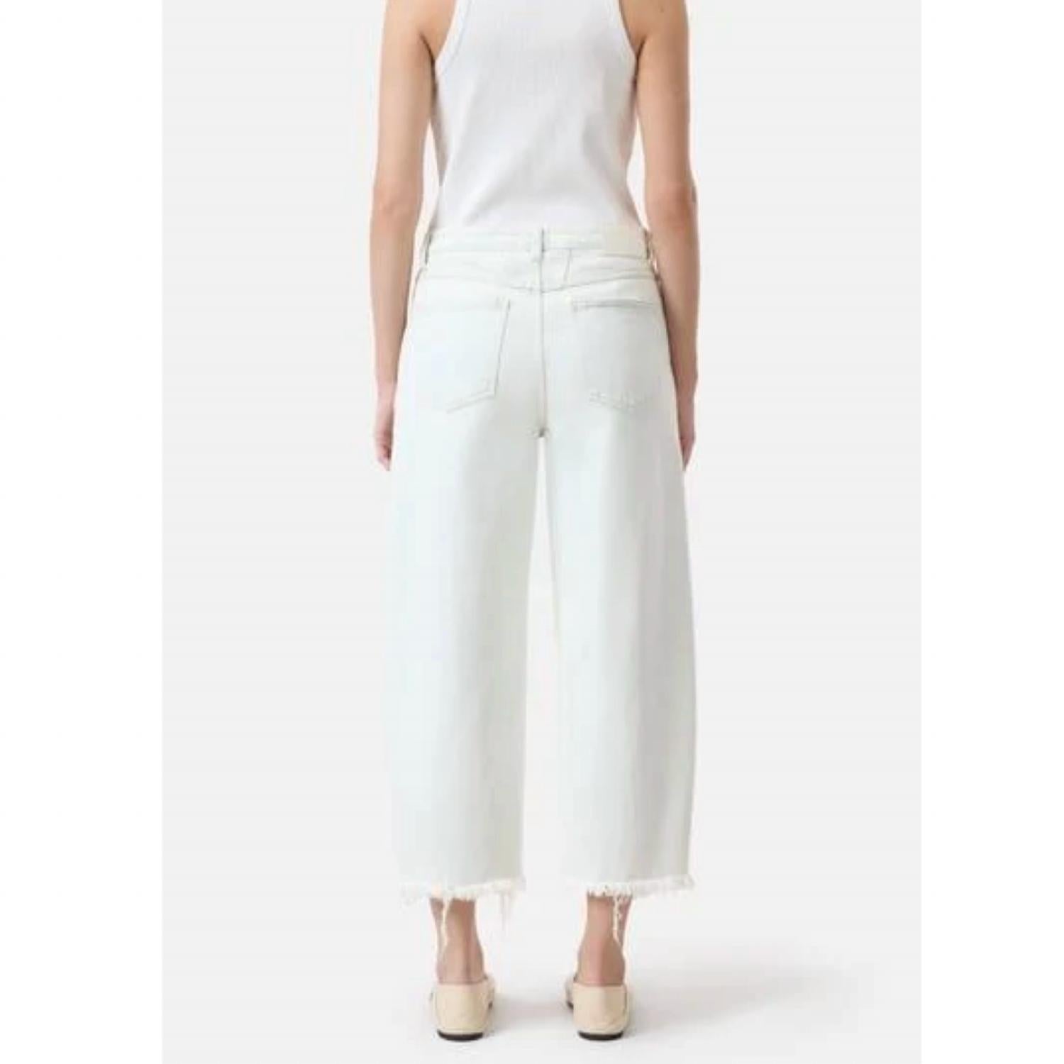 CLOSED Stover-x Jeans in white - women's jeans - detail view