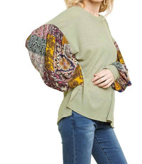 Umgee - Paisley Print Waffle Knit Top