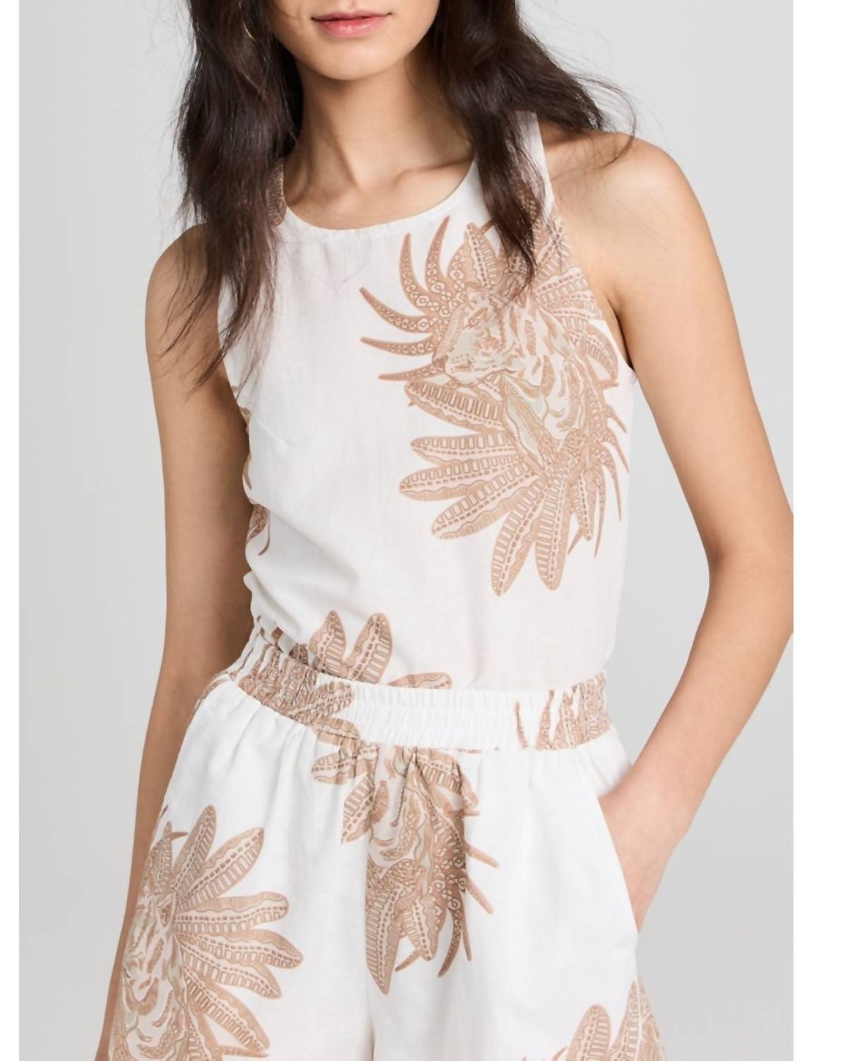 Las Surenas - Greek Tank Top