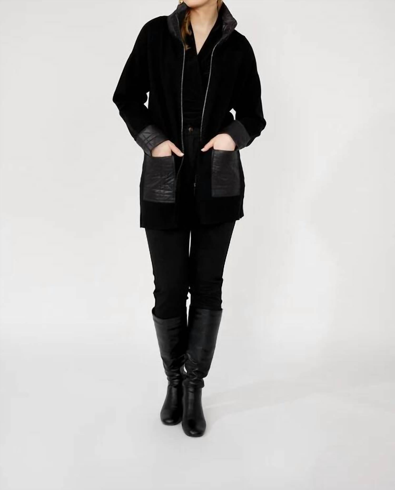 Frank Lyman - Liana Long Sleeve Knit Jacket With Rhinestone