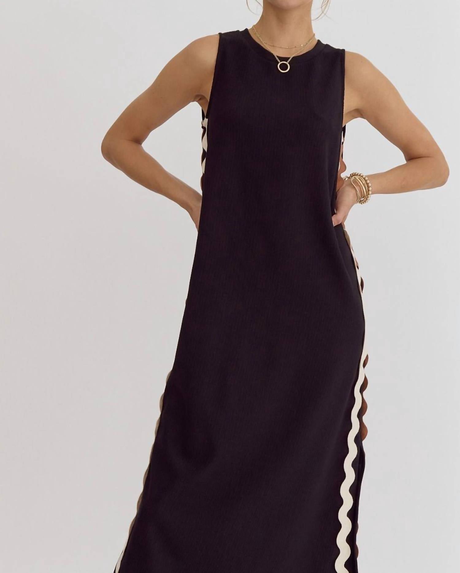 Entro - Missing You Midi Dress