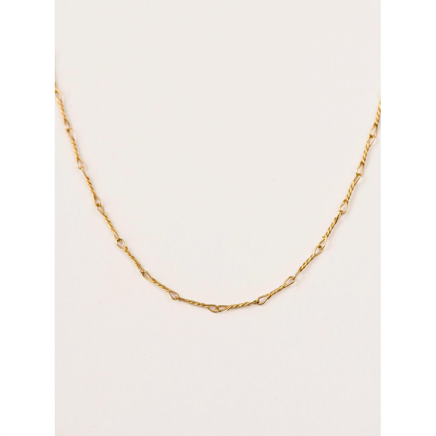 Able - Women's Twist Chain Necklace